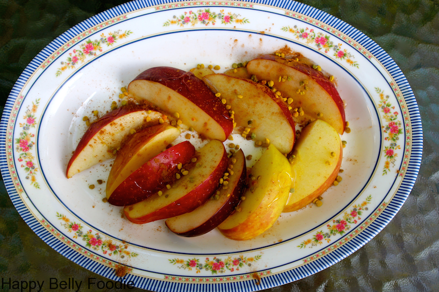 Apples, Honey, Cinnamon and Bee Pollen ~ getting your vitamins in the right way!