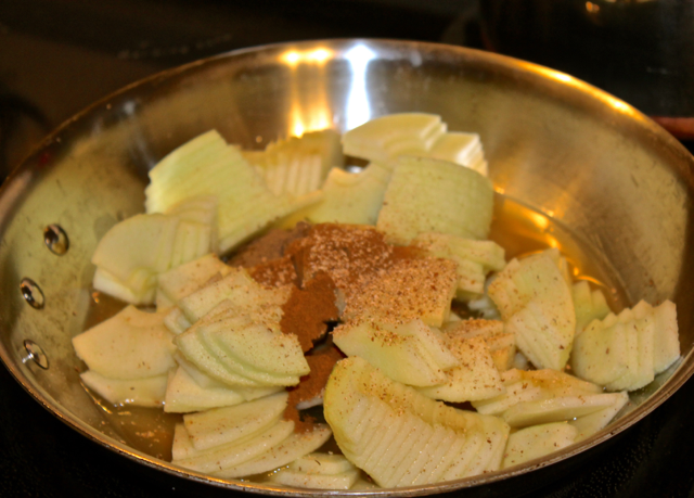 cook apples for mini pies