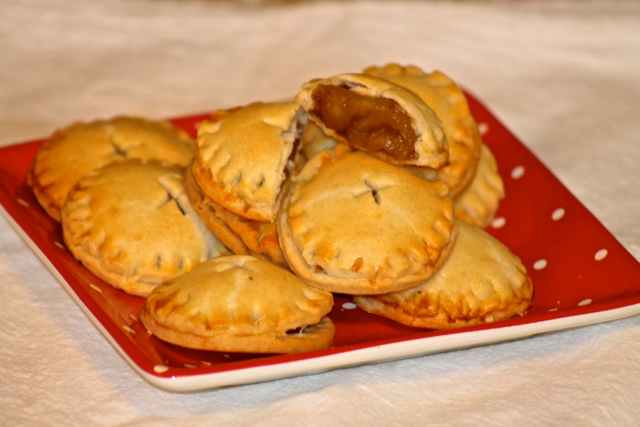 mini apple pies