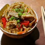 Instant Pot Thai Peanut Chicken Lo Mein