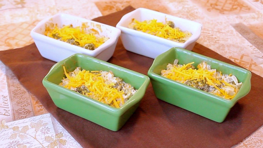 cheesy-broccoli-casserole-dishes